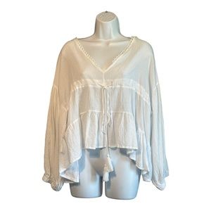 Goodnight Macaroon White Crepe Bohemian Top Embroidered V-Neck Cropped Blouse